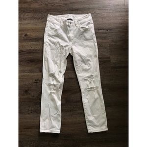 AEO White Distressed Skinny Crop/Short Jegging